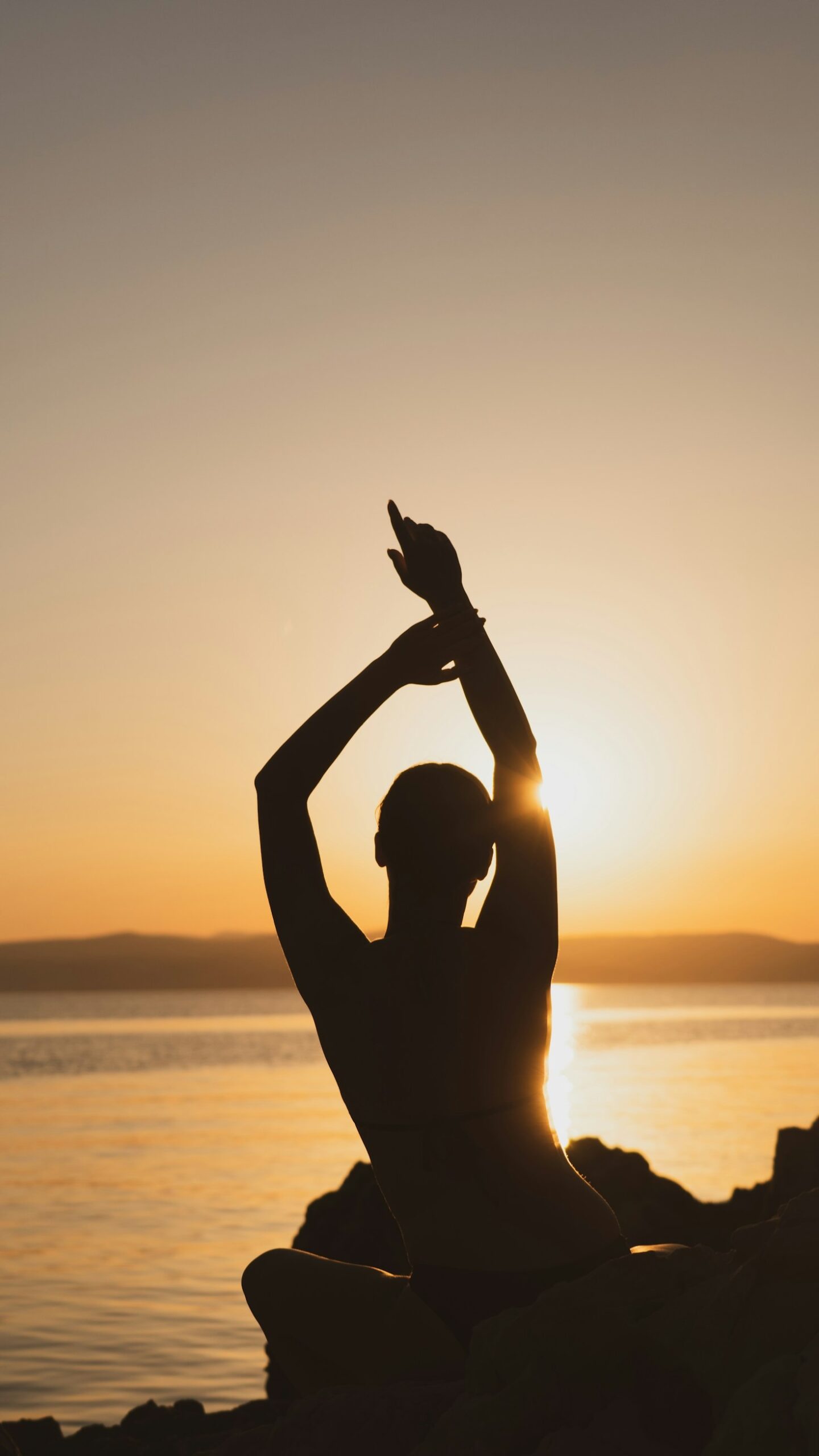 Ein Leitfaden zu den Vorteilen von Nackt-Yoga